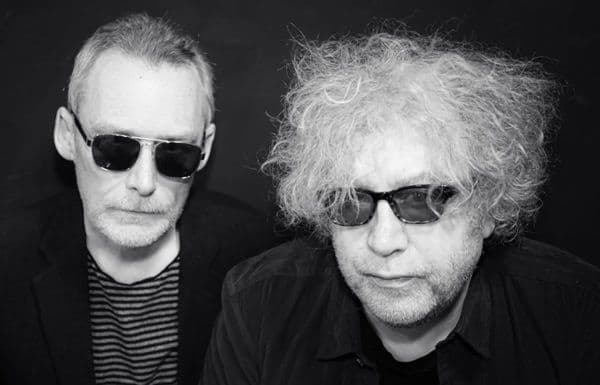 The Jesus and Mary Chain in Concert