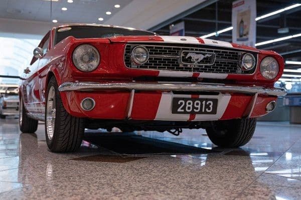 Выставка классических автомобилей от ACL и City Concorde