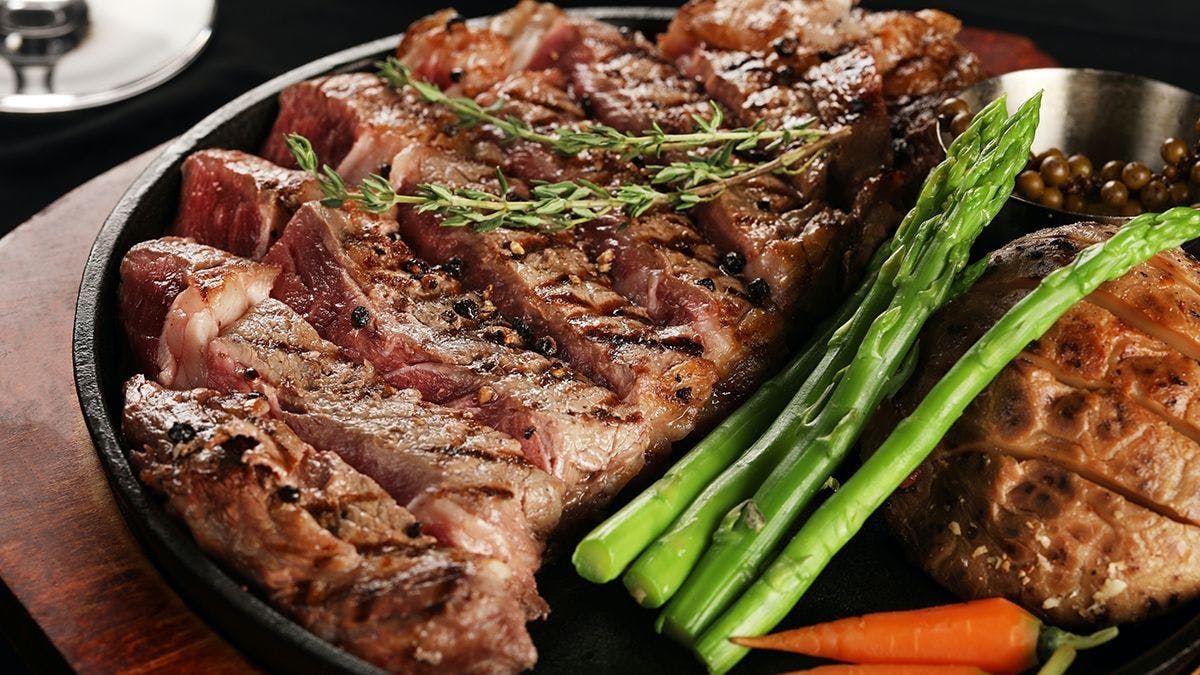 Boar steak hides the threat of salmonella