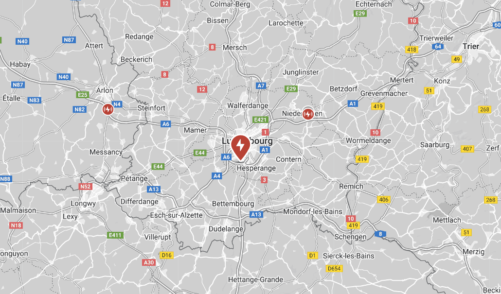 Screenshot von der Website www.tesla.com