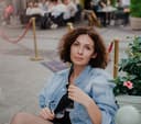 Vika, professeur de langue luxembourgeoise, interviewée par Luxtoday