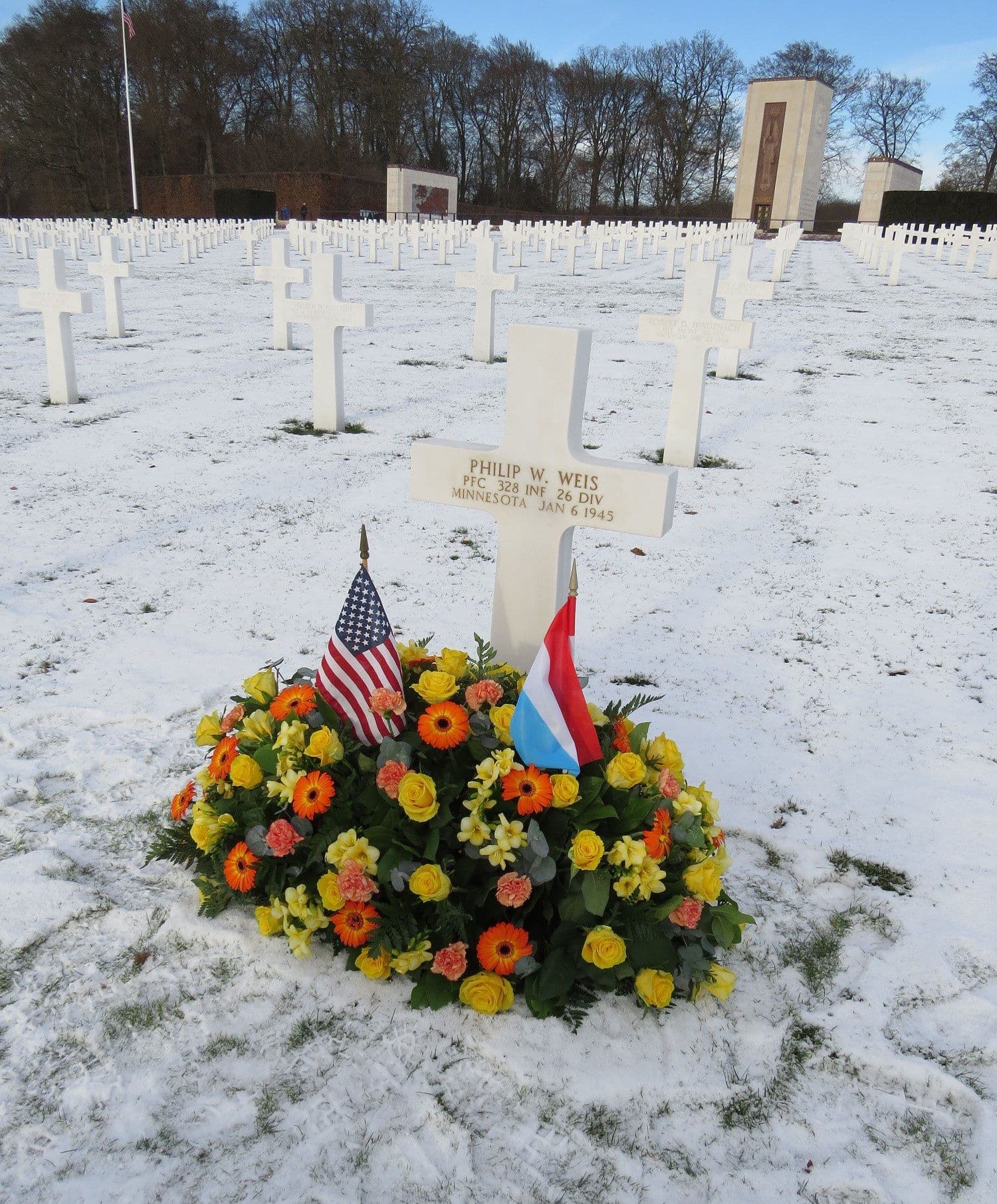 La tombe de Philip au cimetière américain du Luxembourg (avec l'aimable autorisation de Fernand Weis)
