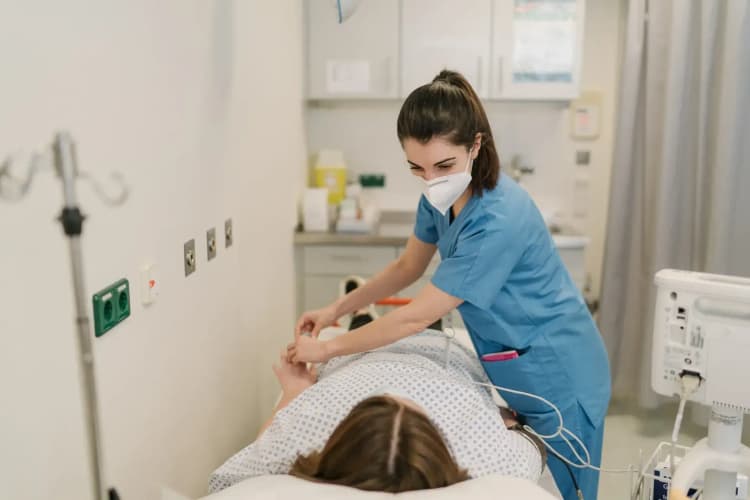 L'Hôpital Kirchberg Clinique Bohler est ouvert 24 heures sur 24 et 7 jours sur 7.