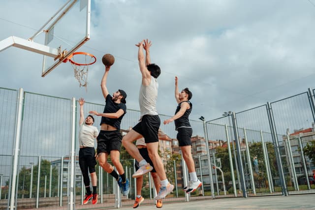 Current sports trends: the development of street sports and fitness resources in Luxembourg