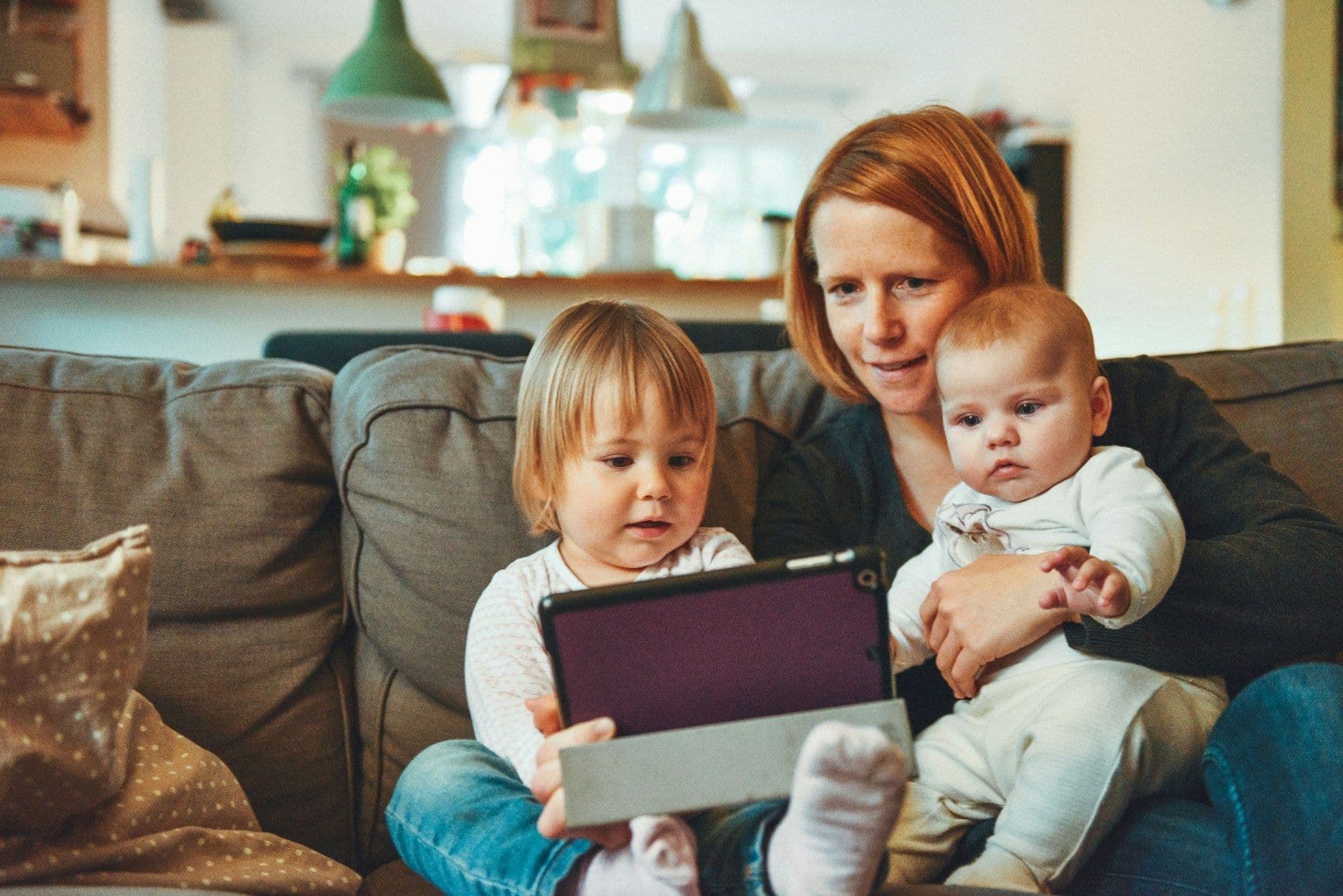 Mom with children, Tax bonus for families in Luxembourg