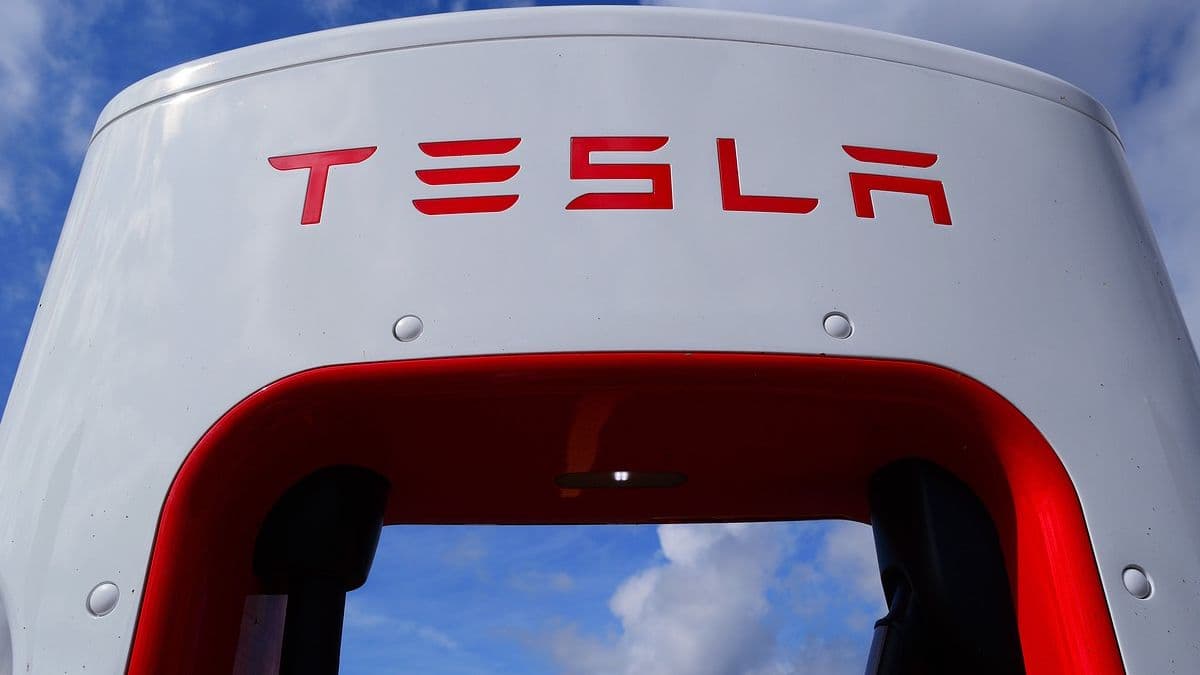 Первый в Европе завод Tesla начинает свою работу