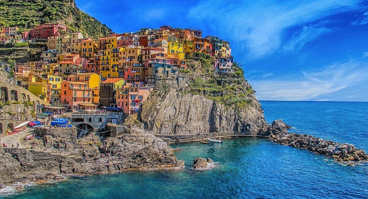 cinque-terre-1859688_1280.jpg