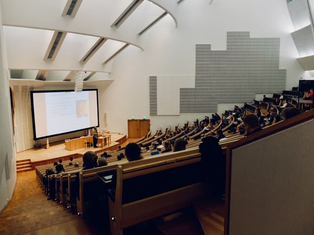 Comment trouver un emploi à l'université au Luxembourg