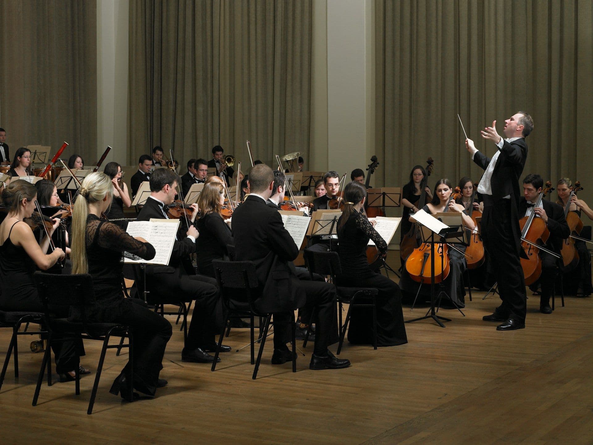 Conductor in Luxembourg, philharmonic