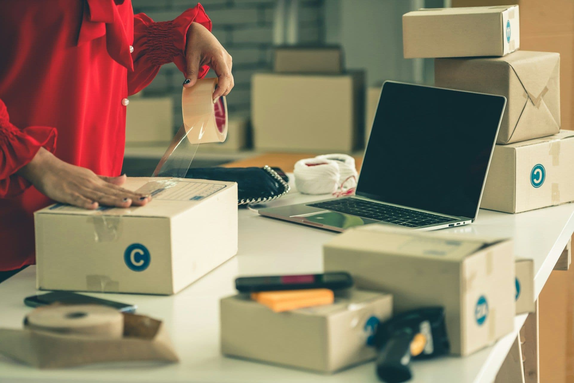 Shipping in Luxembourg and EU