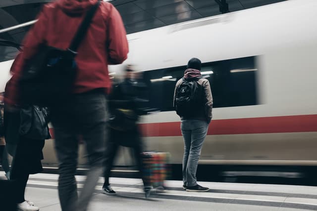 Imposition et procédures de déclaration pour les frontaliers français travaillant au Luxembourg en 2024