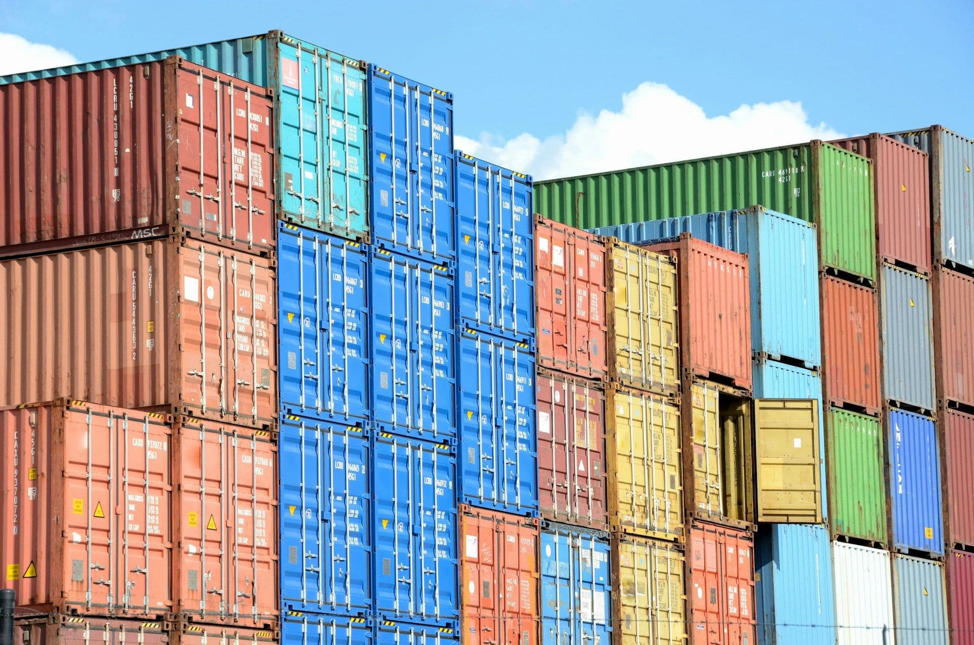 Import and export in EU