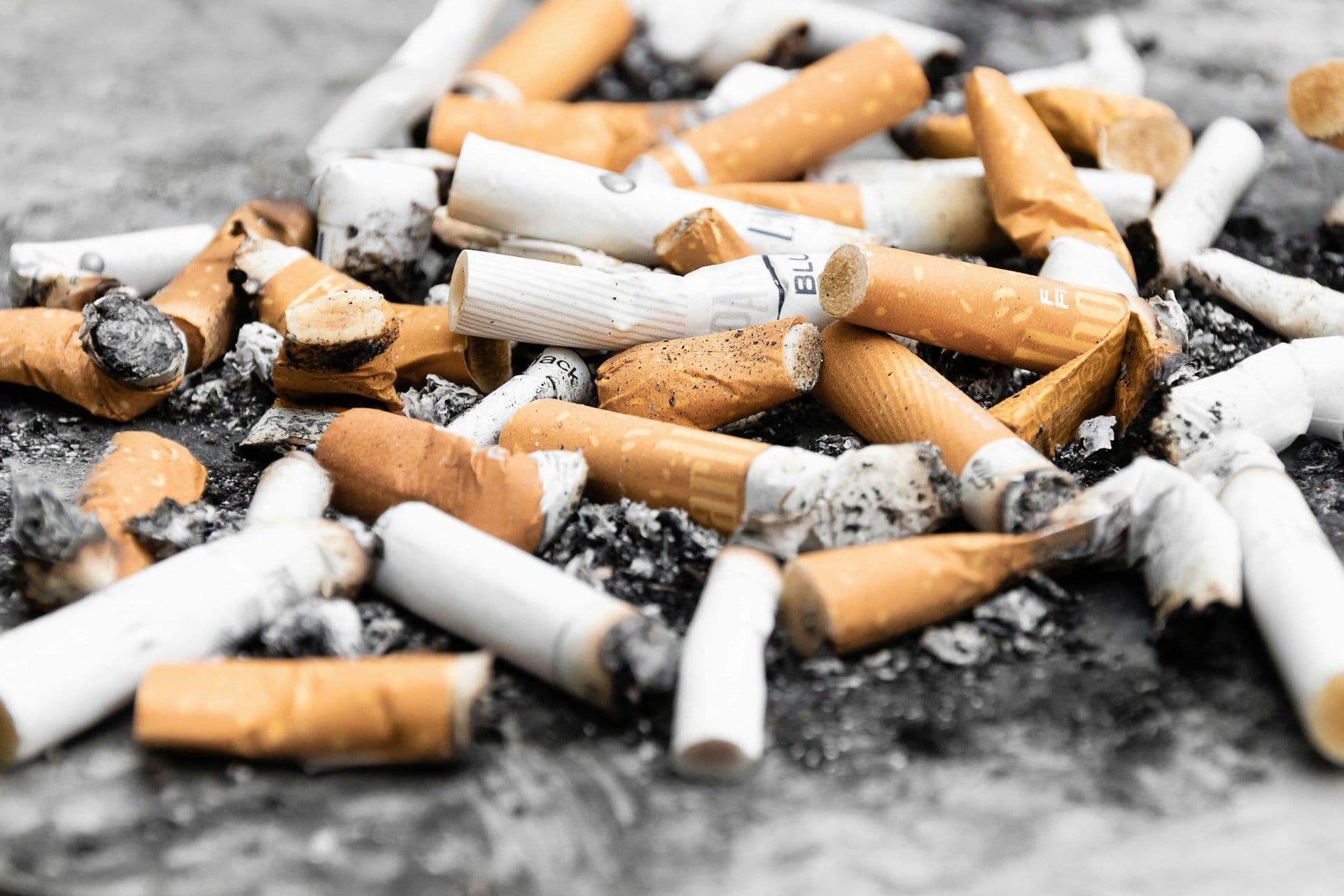 Cigarette thief is put under judgement