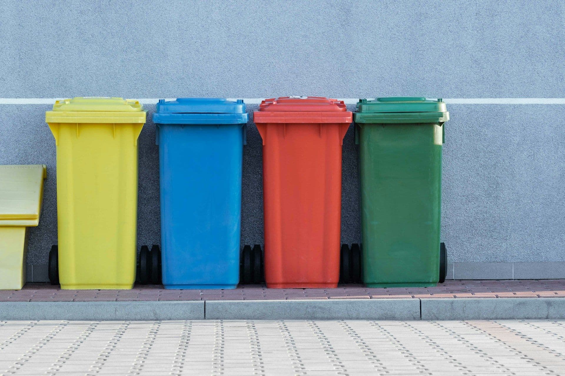 Trash cans in Luxembourg