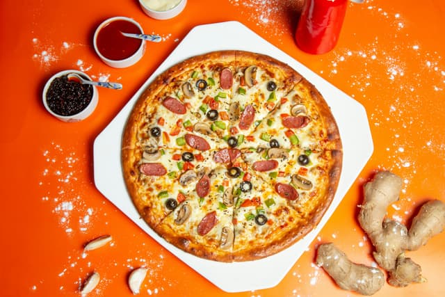 Best authentic Italian pizza in Luxembourg: restaurants and delivery