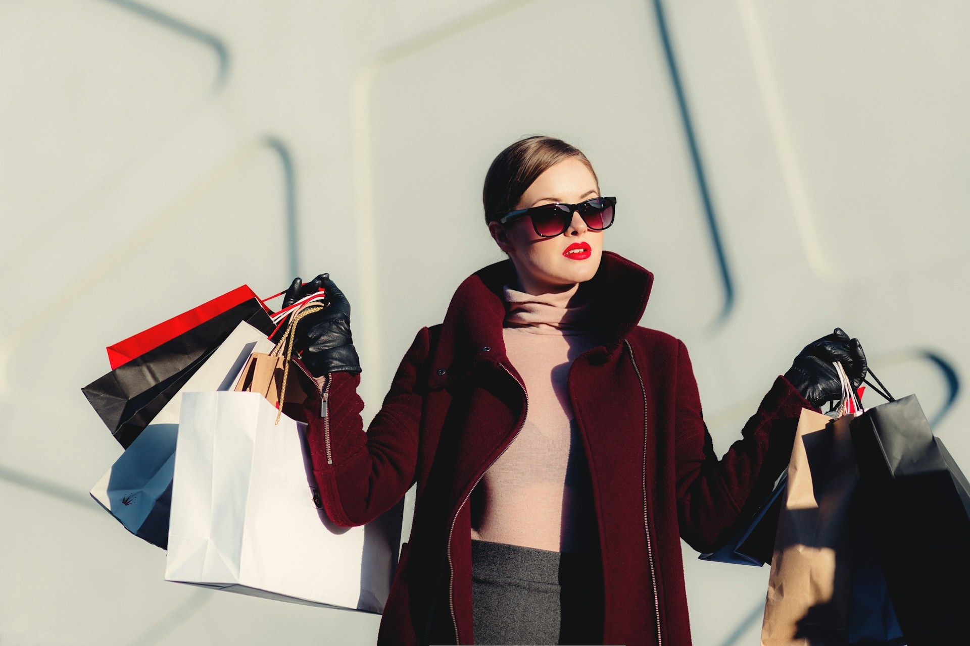 The heat doesn’t stop people from hunting for bargains