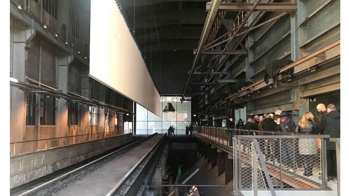 Бывший угольный склад Möllerei в Эше превращают в выставочный зал нового поколения