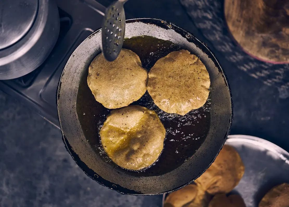 dumplings in boiling oil