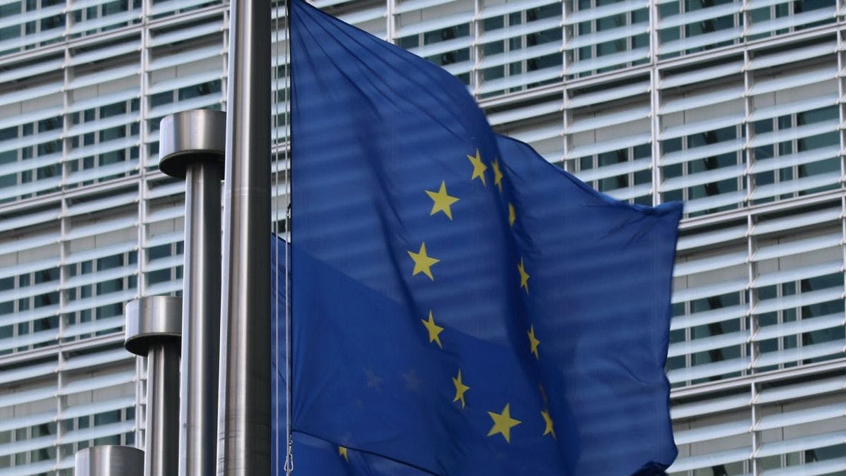 Еврокомиссия тратит 1 млрд евро в год на консультантов