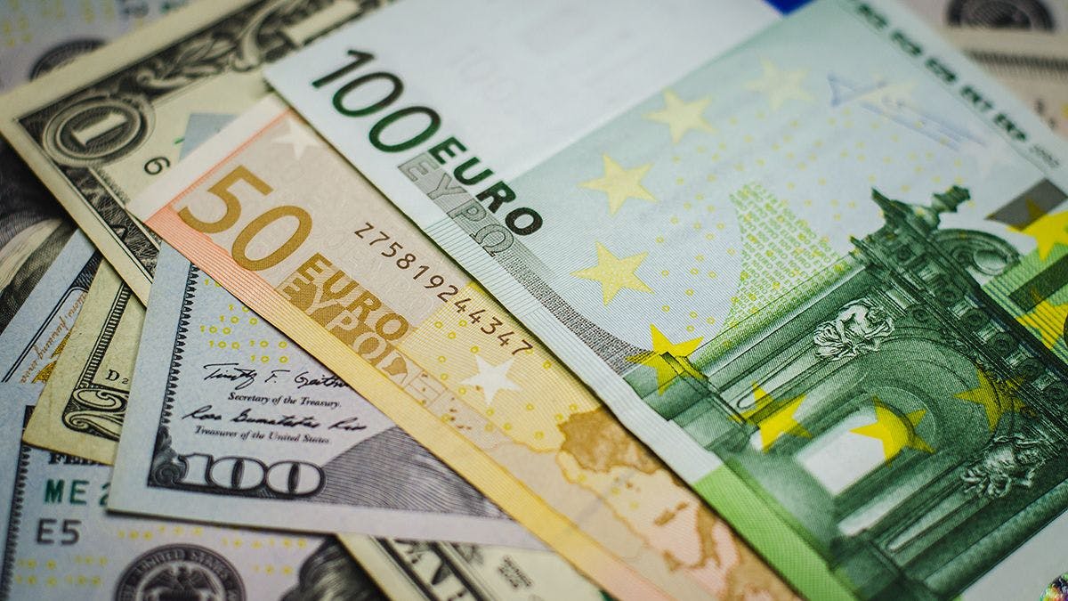 Евро равен доллару. Какие будут последствия