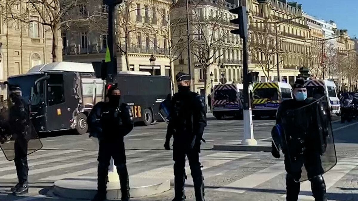 Акция «Конвой свободы» в Брюсселе провалилась — демонстрантов не пустили в город