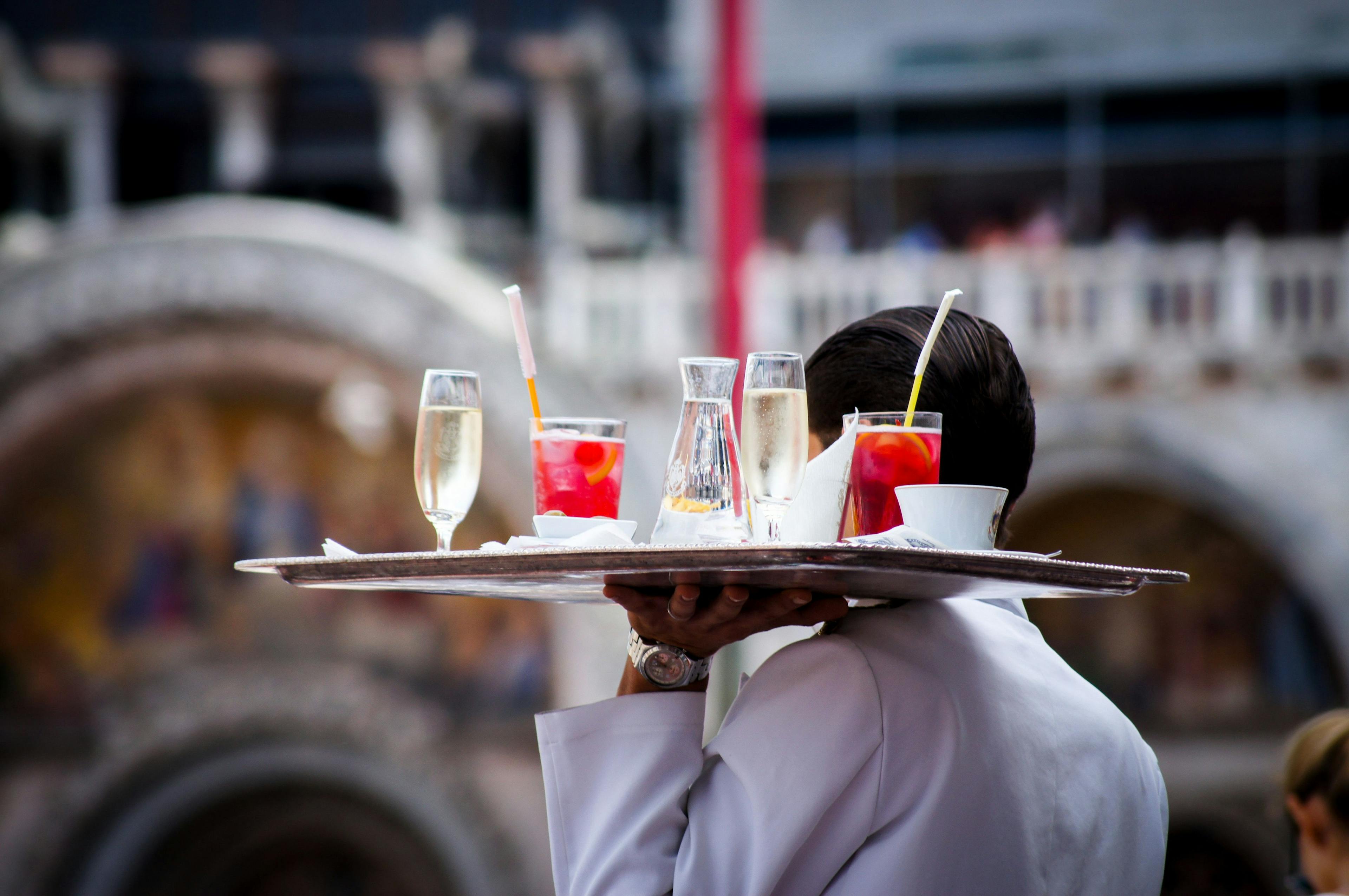 A waiter race will be held in Luxembourg