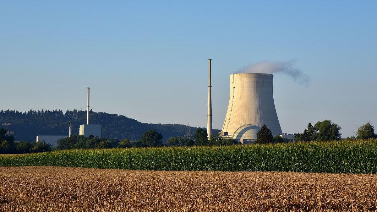 АЭС Каттеном: два реактора остановлены