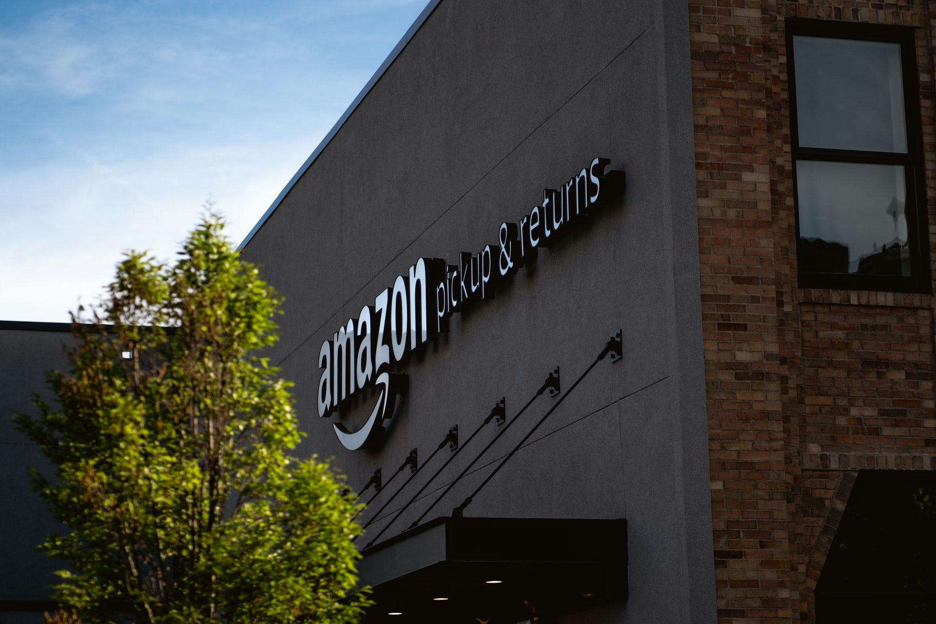 Amazon в Люксембурге объявил о расширении штата сотрудников