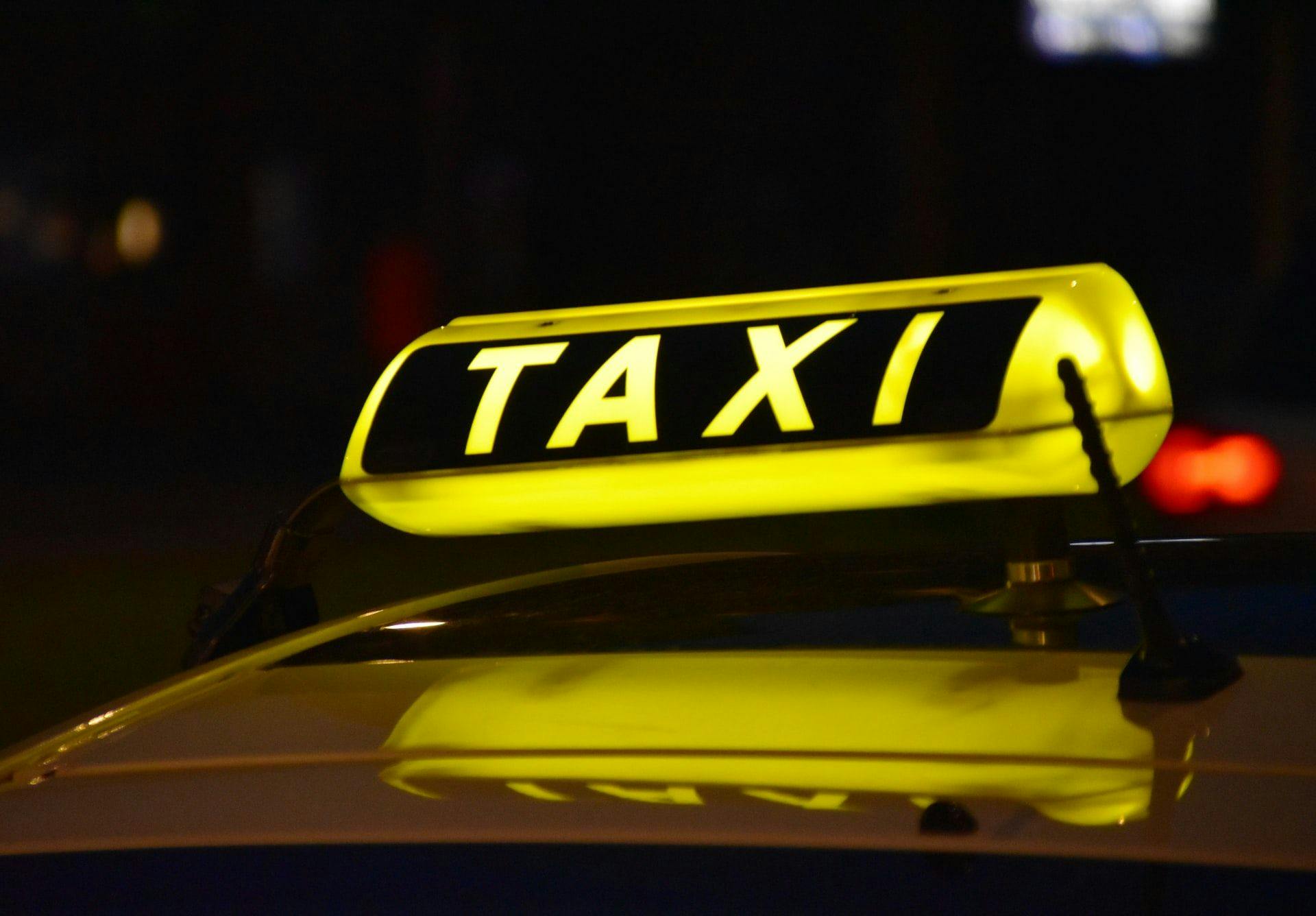 К 2022 году отменят ограничения на выдачу разрешений таксистам