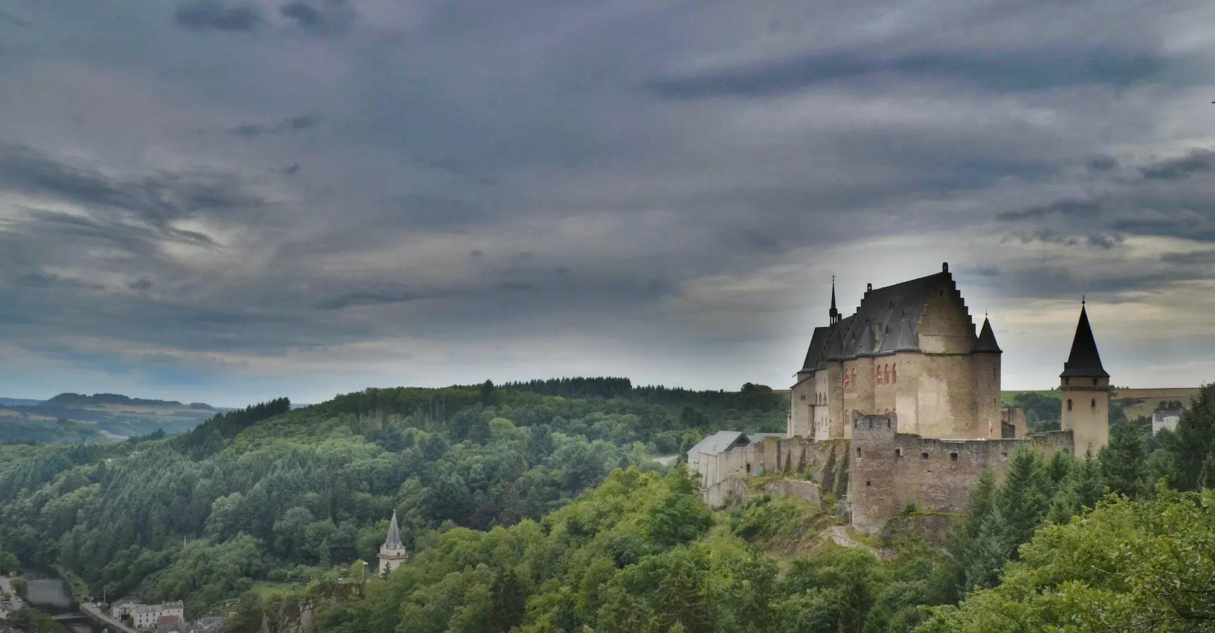Vianden Castle. Photo: GukHwa Jang, Unsplash