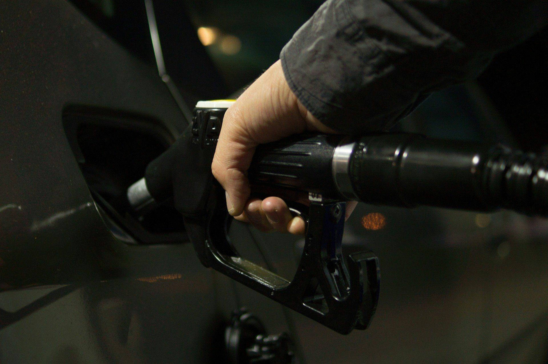 Цены на бензин снова растут