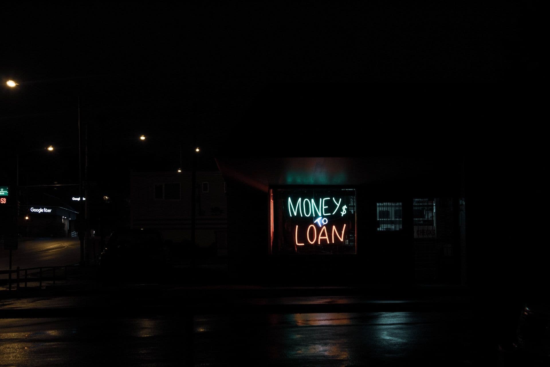 Rates for loans and deposits rise, effects already felt by people and businesses