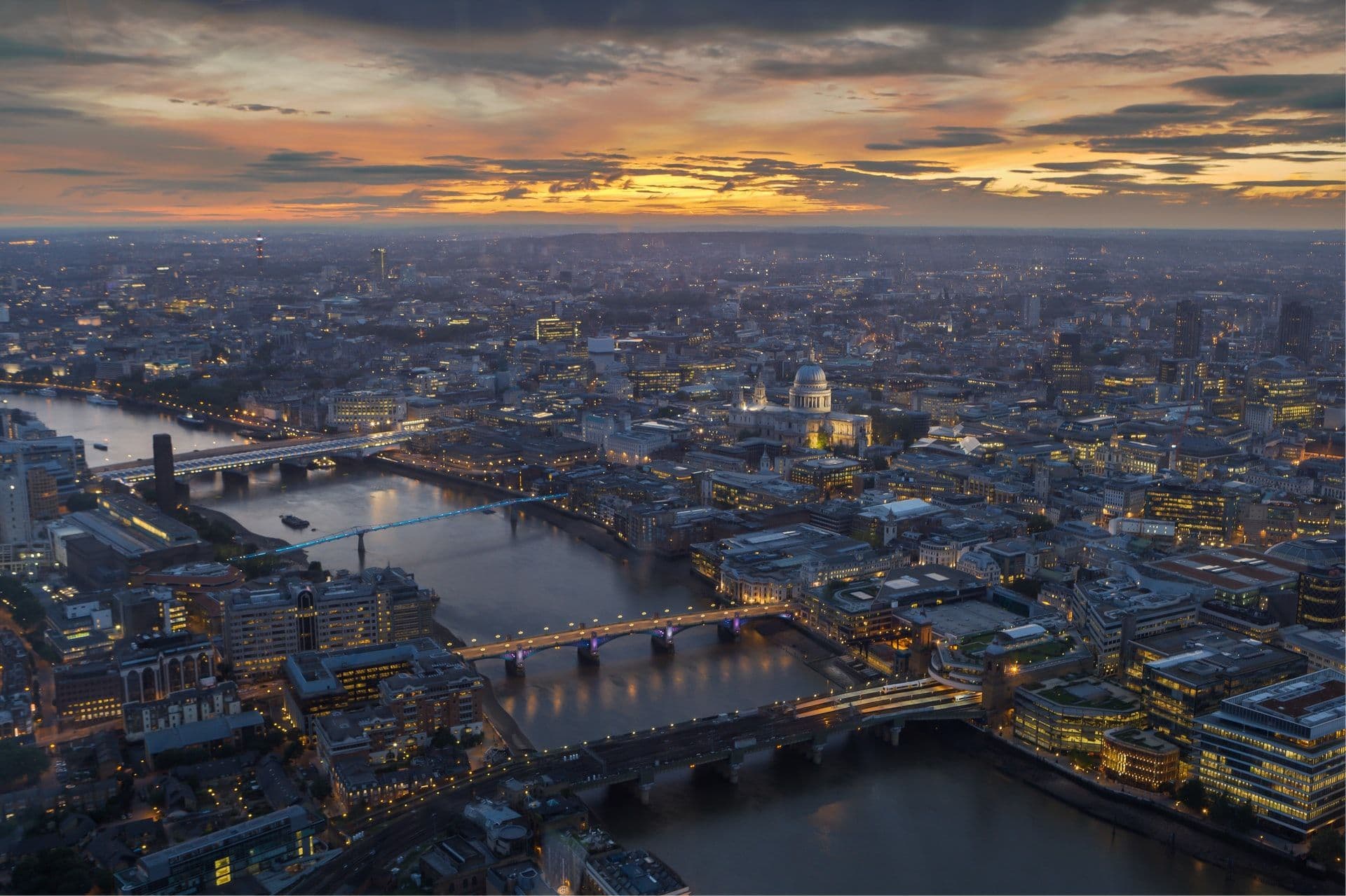 Luxembourgers under obligation to register their British property
