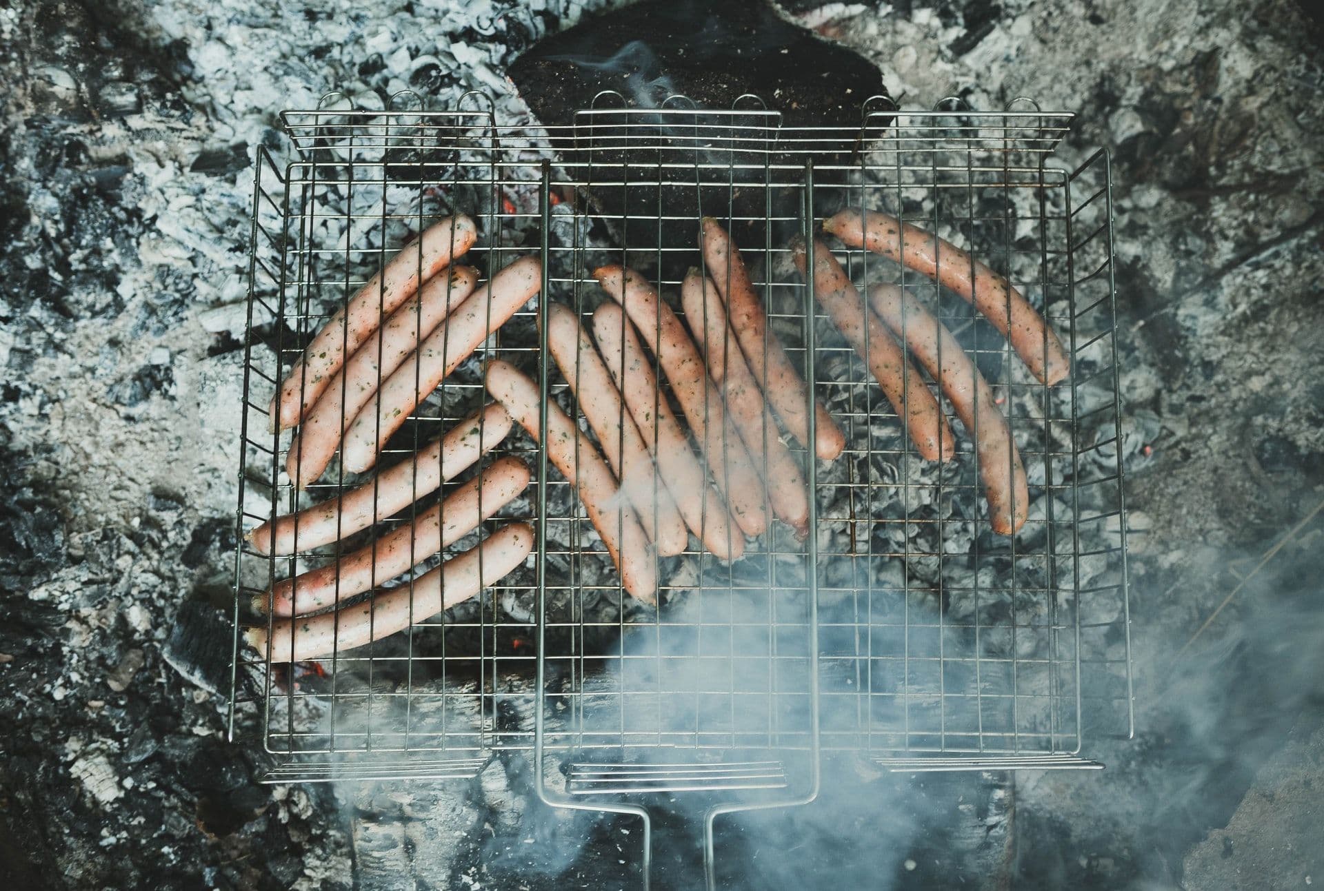 Из магазинов Люксембурга изымают опасные колбасы