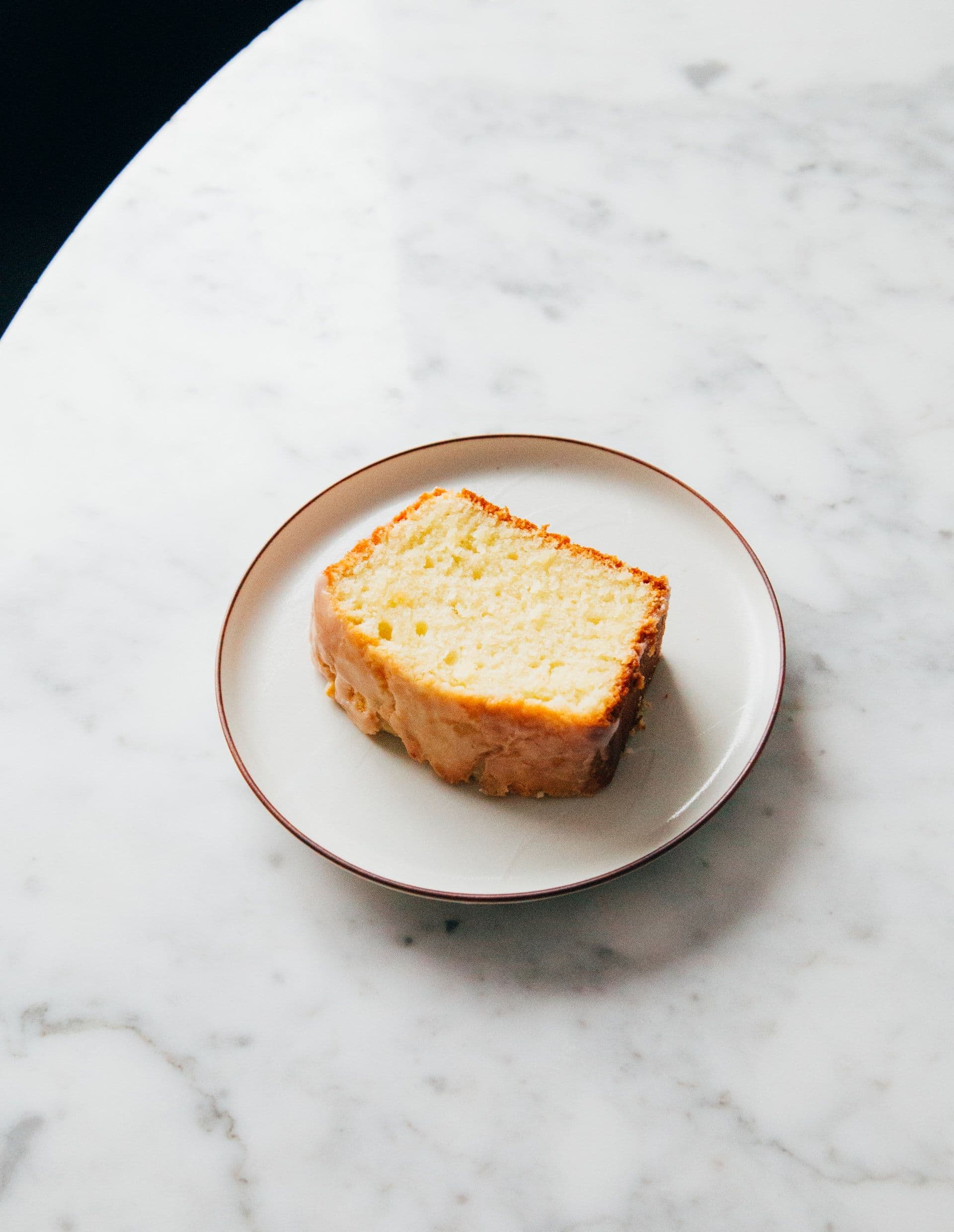 Stores in Luxembourg take food off shelves again: metal particles found in pound cakes