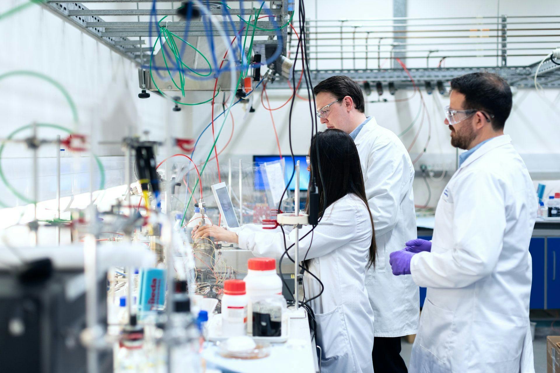 Производитель вакцины Biontech откроет лабораторию в Майнце