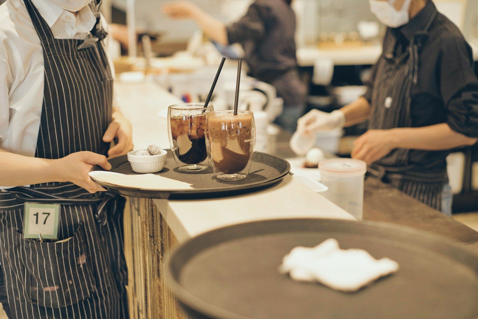 Luxembourg politicians became waiters